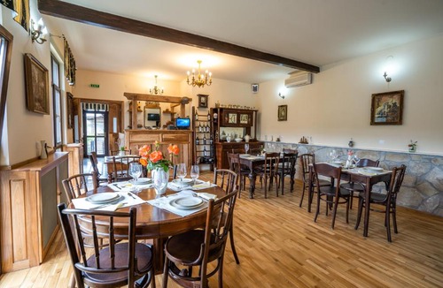 Prajila Hotel | Felix Pension
