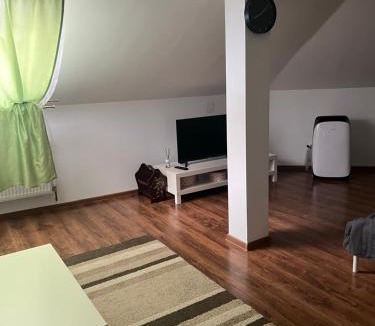 Balcesti Apartment | Felixx