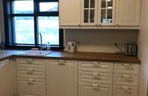 Arnarstapi Cottage | Fell Holiday Home
