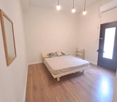 Haifa Apartment | Fellini Sophia