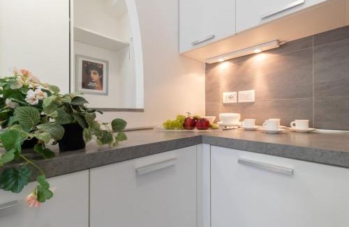 Marina Centro Apartment | Fellini Suite - Sea View