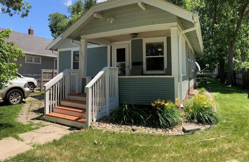 Sioux Falls House | Fenced 2BD 1BTH|Wshr+Dryer|Safe Neighborhood