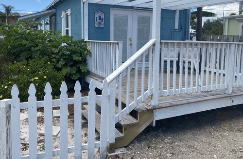 Tropic Cottage | Fenced in Riverview Cottage with Private Deck
