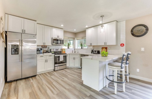 Peoria Ave Citizen's Group House | Fenced Pool & Yard! Glendale Family Home