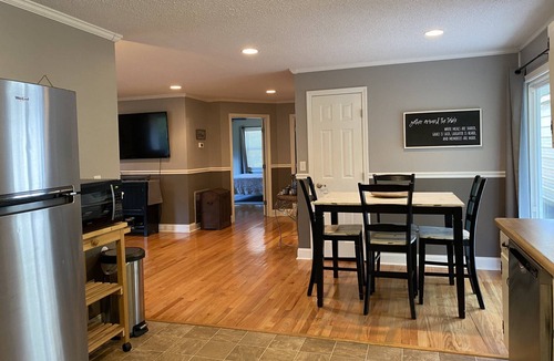 Lookout Valley Neighborhood Association House | Fenced yard - 10 minutes to Downtown-Lookout Mountain-hiking-biking-hang gliding
