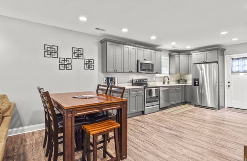 Lookout Valley Neighborhood Association House | Fenced yard - Dogs - 1 mile The Venue - 10 min to Chattanooga-Lookout Mountain