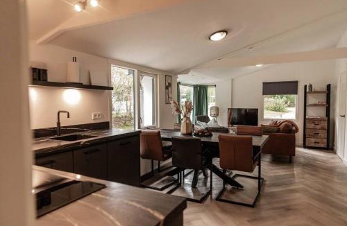 Exloo House | Fenna's Holiday Home