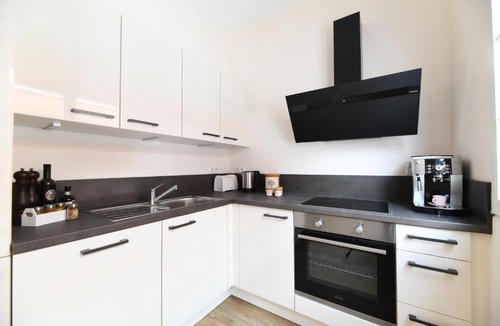 Heppenheim Apartment | Ferienwohnung Heppenheim - Wohnung "Bergstraße" mit Balkon - Das schiefe Haus