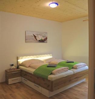 Cortina Sulla Strada del Vino Apartment | Ferienhof Weingenuss