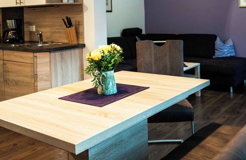 Ramsau Apartment | Ferienwohnung Lavendel, 2 Personen, 62 m², Du/WC, 1 Schlafzimmer, Balkon, free Wlan, Infrarot-Wärmekabine, Nichtraucher