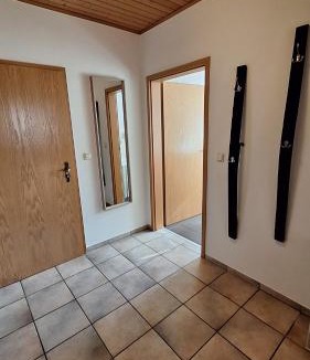 Poltersdorf House | Ferienhaus "Anne" und Weingut Willi Fett