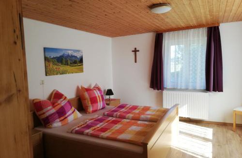 Rot an der Rot House | Ferienhaus Anni