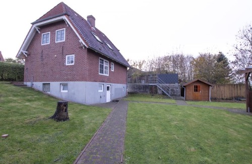 Fahretoft House | Ferienhaus Seestern - Familienfreundliches Ferienhaus für 5 Personen mit Sauna und Garten. Hunde Willkommen!