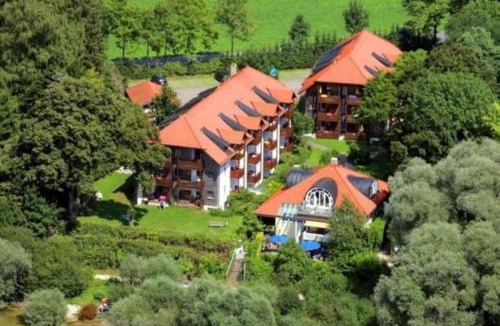 Arlaching Apartment | Ferienresidenz Chiemseestrand Nr 16