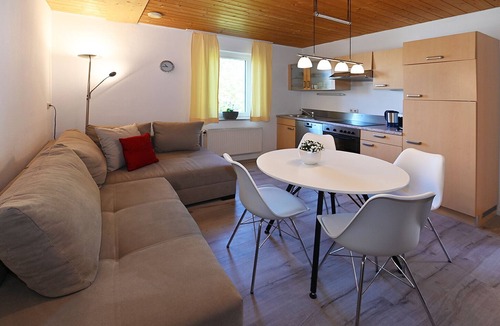Immenstaad am Bodensee Apartment | Ferienwohnung Linzgau mit 50qm, 2 Schlafzimmer für max. 4 Personen