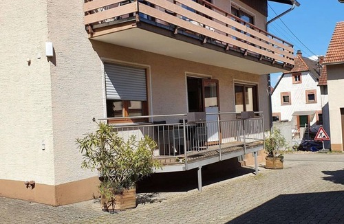 Schweigen-Rechtenbach Apartment | Ferienwohnung Grimm - apartment/flat, shower and bath, WC, 2 bedrooms