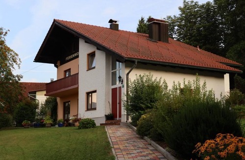 Regenhutte Apartment | Ferienwohnung mit Terrasse