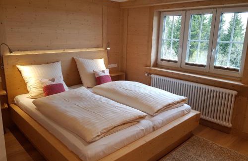 Bonndorf Apartment | Ferienwohnung Waldrauschen in der Höhenpension Glashütte