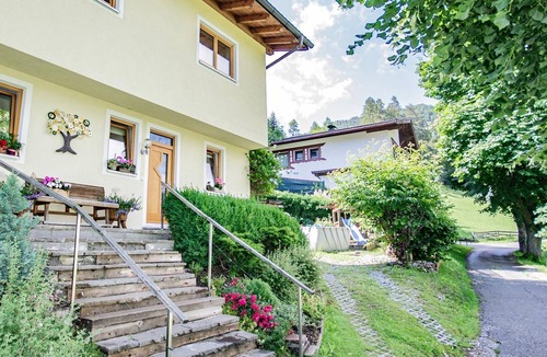 Steinach am Brenner Apartment | Ferienwohnung Wechselberger - Ferienwohnung mit Terrasse und Bergblick