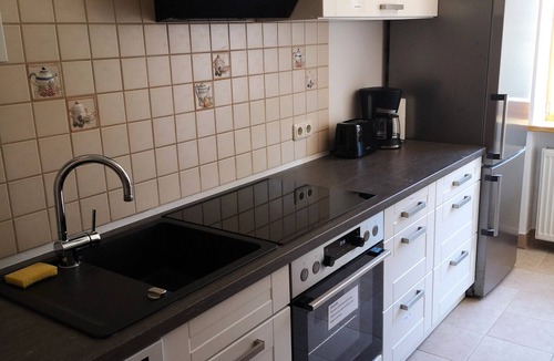 Schleching Apartment | Ferienwohnung Achental,48 qm, für 2 Personen, Balkon, Außenpool
