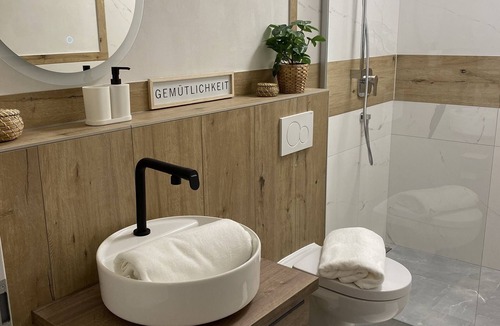 Markelsheim Apartment | Ferienwohnung "alex" mit Balkon