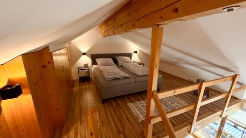 Schlehdorf Apartment | Ferienwohnung Am Bromberg