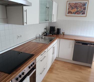 Bad Lippspringe Apartment | Ferienwohnung am Kurwald, Nähe Kliniken, 88qm, Parkplatz