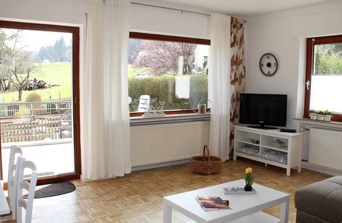 Weierbach Apartment | Ferienwohnung "Am Gartenzaun" - Appartement/fewo, Dusche und Bad, WC, 2 Schlafräum