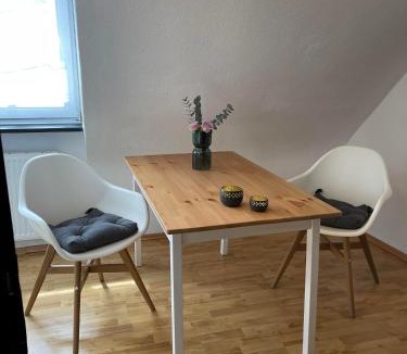 Loewenstein Apartment | Ferienwohnung am Kelterplatz