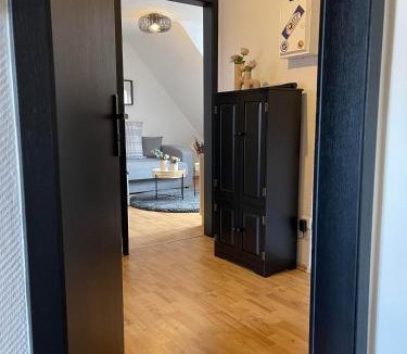 Loewenstein Apartment | Ferienwohnung am Kelterplatz