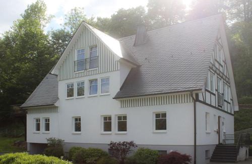 Ortsmitte Apartment | Ferienwohnung Am Lennepark