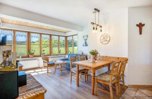 Wonneberg Apartment | Ferienwohnung am Schusterhof