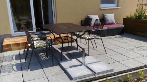 Wickendorf Apartment | Ferienwohnung am Schweriner Außensee