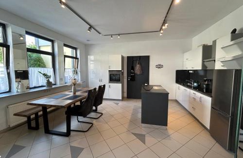 Untermunkheim Apartment | Ferienwohnung am Storchennest