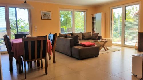 Rosengarten Apartment | Ferienwohnung Bär