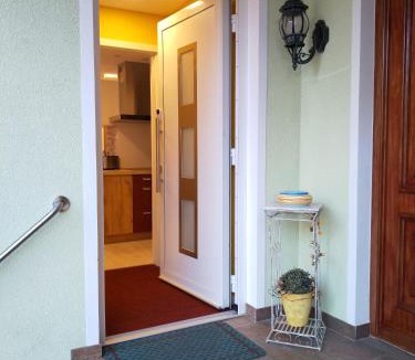 Waldesruh Apartment | Ferienwohnung Baer 2