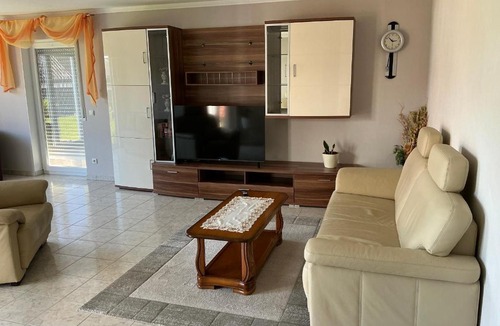 Kall Apartment | Ferienwohnung Balkon oder Terrasse