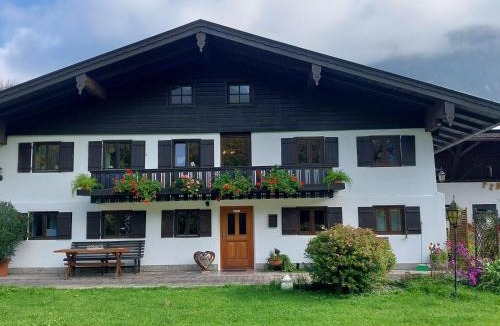 Flintsbach A. Inn Apartment | Ferienwohnung Beim Straßer