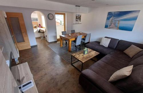 Finsing Apartment | Ferienwohnung Bergtroll