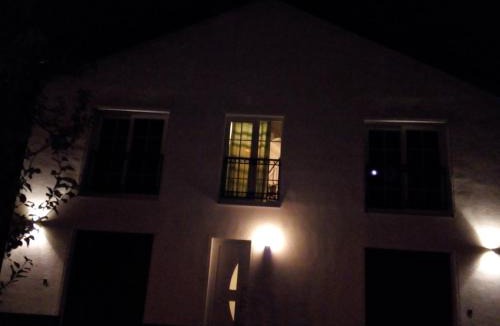 Schoenefeld Apartment | Ferienwohnung Berlin - Schönefeld Flughafen mit Küche