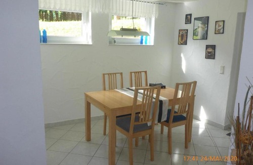 Heckendalheim Apartment | Ferienwohnung Christine