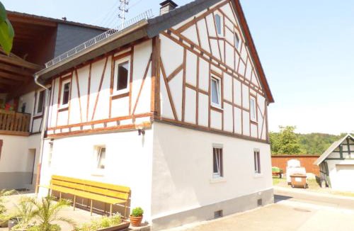 Siesbach Apartment | Ferienwohnung Dasch, bei Idar-Oberstein im Nationalpark Hunsrück-Hochwald