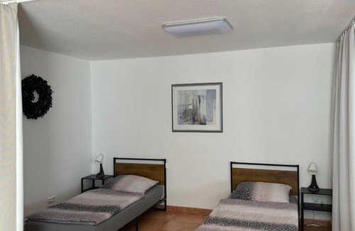 Winterscheiderbroel Apartment | Ferienwohnung in Ruppichteroth Winterscheid im EG mit Garten und Klima