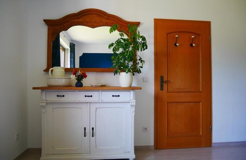 Zell Apartment | Ferienwohnung Eichkatzel