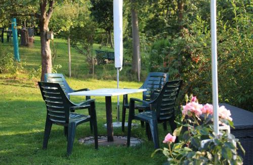 Auerbach Apartment | Ferienwohnung ELPIDA