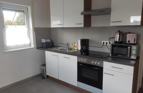 Ansbach Apartment | Ferienwohnung Eyb mit Terrasse und Garten