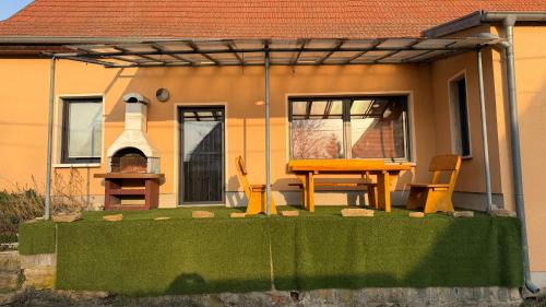 Buttelstedt Apartment | Ferienwohnung Freund & Berndt