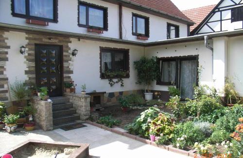 Großobringen Apartment | Ferienwohnung Freund