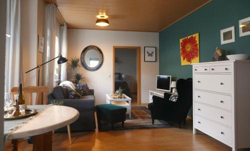 Eitorf Apartment | Ferienwohnung Hüppelröttchen
