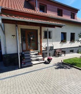 Neunkirchen Apartment | Ferienwohnung Haus Ella